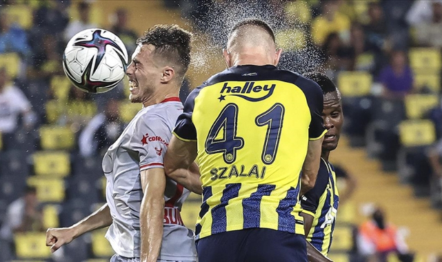 Fenerbahçe, Antalyaspor'a konuk olacak