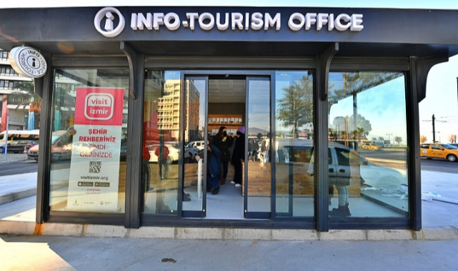 Konak’ta Turizm Bilgilendirme Ofisi hizmete girdi