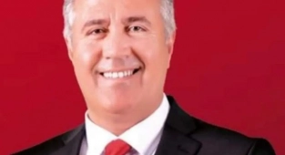 Kuşadası Belediye Başkan Yardımcısına silahlı saldırı