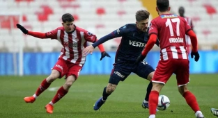 Lider Trabzonspor, Sivas'ta hız kesti