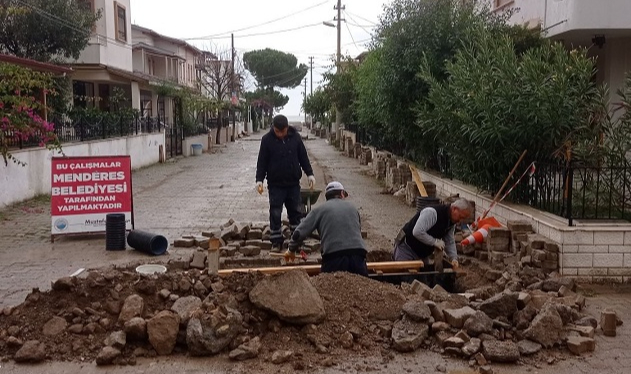 Menderes’teki sahillere bir mevsim değil her mevsim hizmet
