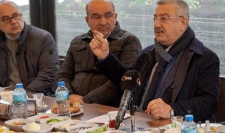 Milletvekili Nasır Gıda Çarşısı Esnafı ile Buluştu