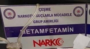 Otomobillerinde uyuşturucu bulanan 4 şüpheli yakalandı