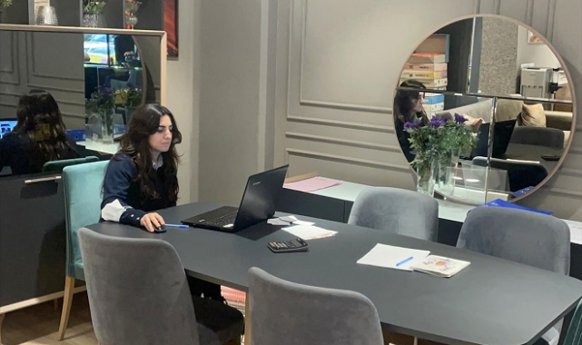 Oyalama takdiğiyle cep telefonu çalan zanlı polisten kaçamadı