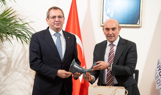 Soyer Ayvalık Belediye Başkanı Ergin’i ağırladı