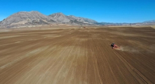 Tarım sezonunun 3 aylık yağışları önceki yıla göre yüzde 59 arttı