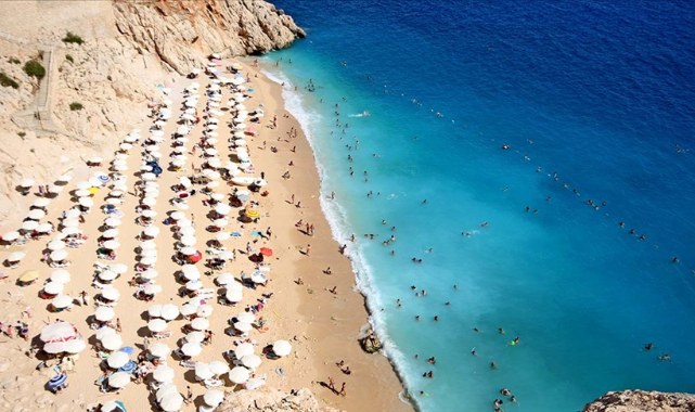 Turizm geliri, 2021'de bir önceki yıla göre arttı