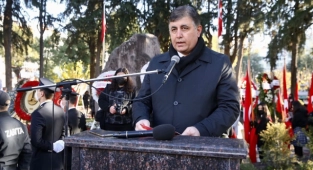 Zübeyde Hanım, Karşıyaka’da anıldı