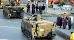 28 Şubat 'Postmodern darbe'sinin üzerinden 25 yıl geçti