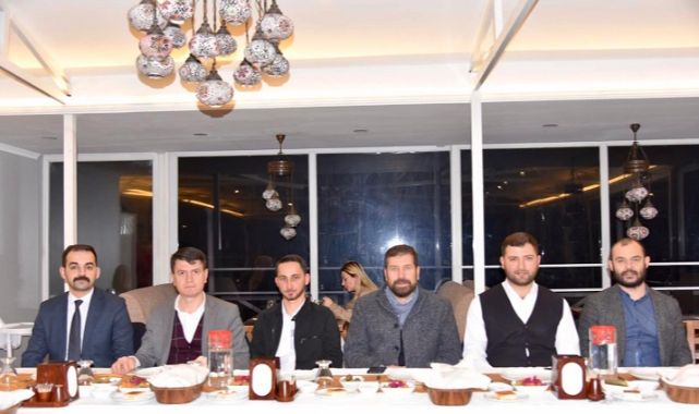 AK Gençlerden Başkan Yavaş’a Ziyaret