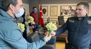 Bergama çiçek açtı