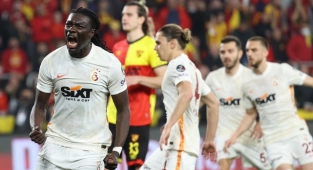 Galatasaray, ligde 6 maç sonra kazandı