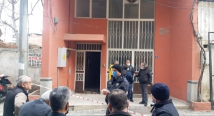 Haber alınamayan yaşlı çift, evde ölü bulundu