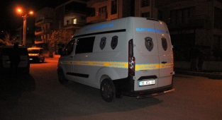 İzmir'de bıçakla öldürülen kadının cenazesi toprağa verildi