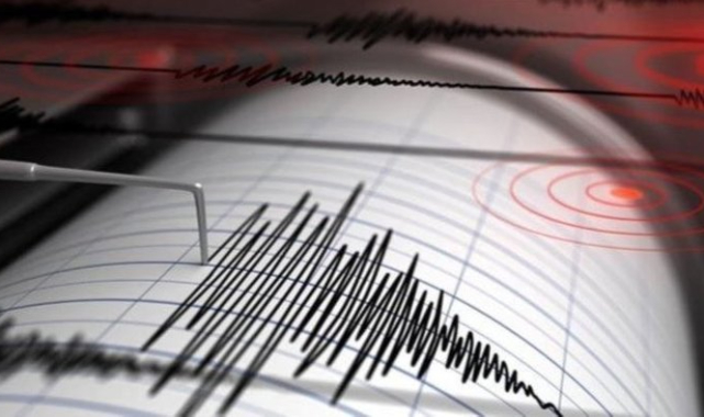 İzmir'de korkutan deprem!