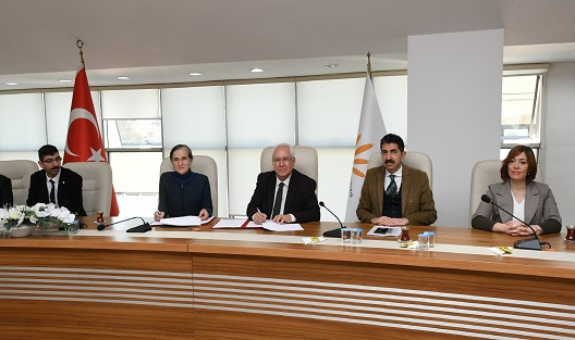 Karabağlar Belediyesi'nde SDT sevinci