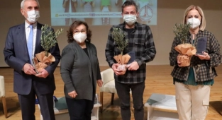 Karşıyaka’da “Her Açıdan Pandemi Dönemi” konuşuldu