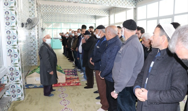 Yangında ölen 3 yaşındaki ikizler toprağa verildi