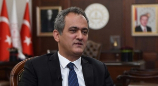 "Yüz yüze eğitim devam edecek"