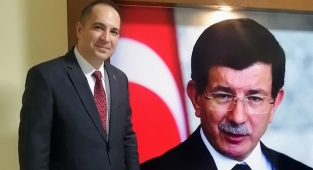 Ahmet Davutoğlu İzmir’e geliyor