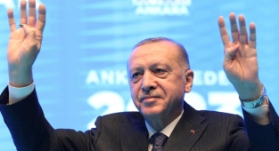 AK Parti'nin önünü kesmeye inşallah kimsenin gücü yetmez.