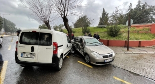 Aydın'da trafik kazasında 1 kişi öldü, 4 kişi yaralandı