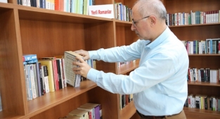 Bayraklı’nın kütüphanelerine modern düzenleme
