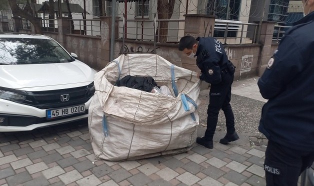 Bıçaklı kavgada 2 yabancı uyruklu yaralandı