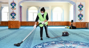 Çiğli’de Camiler Ramazan’a Hazır