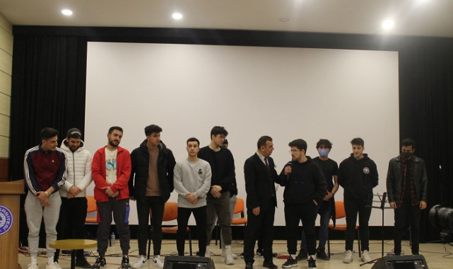 Egeli iletişimcilere iş ve staj müjdesi