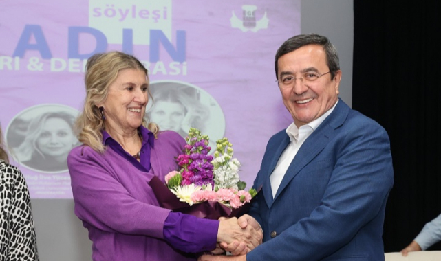 Kadın Hakları ve Demokrasi Konak’ta konuşuldu
