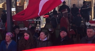 Köyümüze Anıt Dikeceğiz