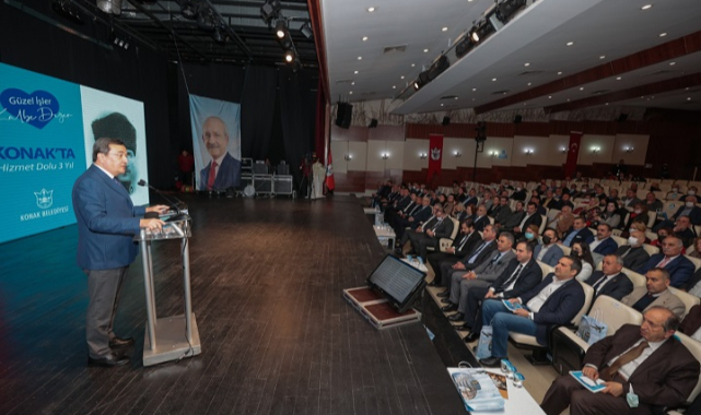 Muhalefetin İzmir temsilcilerinden  Batur’a tam not