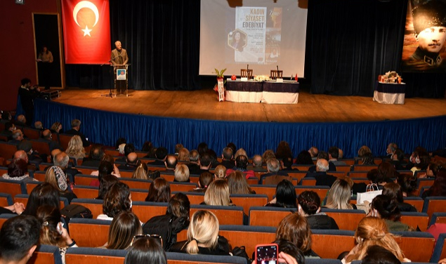 Narlıdere’de Kadın, Siyaset Ve Edebiyat Konuşuldu