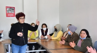 Narlıdereli Kadınlar Haklarını Öğreniyor