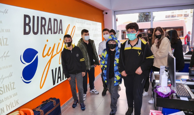 Sosyal Market’e öğrenci desteği