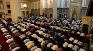Teravih namazı da camilerimizde cemaatle kılınacak