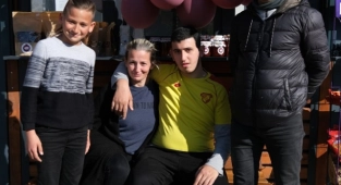 ‘Zeytin Cafe’ Berker Ve Annesine Emanet