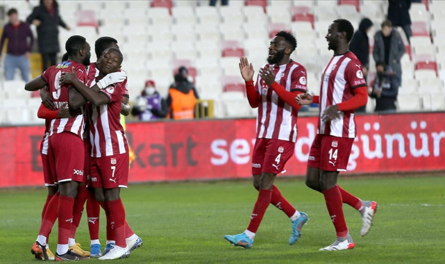 Ziraat Türkiye Kupası'nda Sivasspor, yarı finale yükseldi