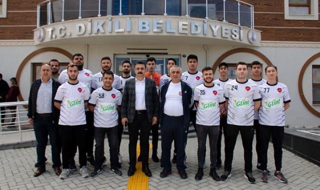Alkışlar Dikili Belediyesi Hentbol Takımına…