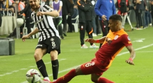 Altay'ın ligde kalması mucizelere kaldı