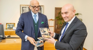 Başkan Soyer Venezuela Büyükelçisi’ni ağırladı