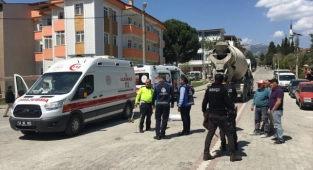 Beton mikserinin altında kalan kadın hayatını kaybetti