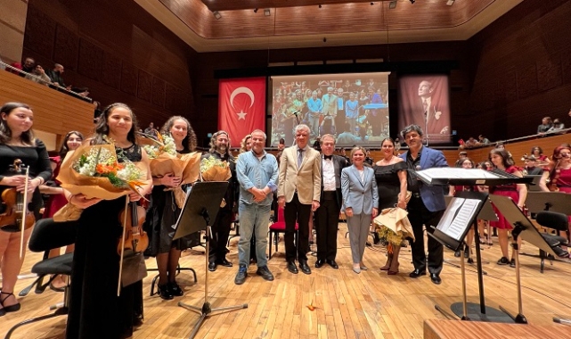 Çocuk Senfoni Orkestrası Büyüledi