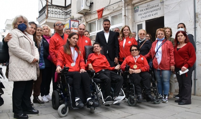 Engelli Boccia Sporcuları Foça’yı Sevindirdi
