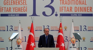 Erdoğan büyükelçilerle iftarda bir araya geldi.