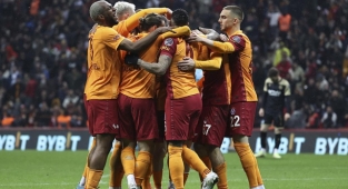 Galatasaray evinde kazanmaya devam ediyor