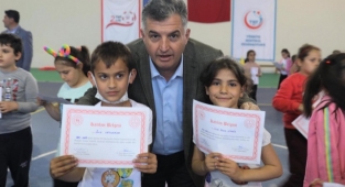 Geleneksel Çocuk Oyunları Ve İlkokul Fiziksel Etkinliklerini Kınık’ta Gerçekleşti.