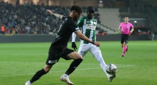 Giresunspor ligde kalmayı garantiledi