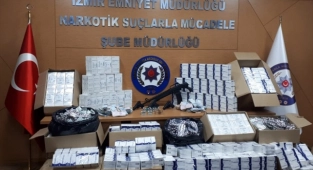 İzmir'de 174 bin 958 sentetik ecza ele geçirildi